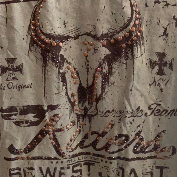 3 for $12! Green long sleeve shirt Medium - Picture 2 of 3